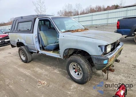 1989 Toyota Pickup 1/2 Ton Short Wheelbase Dlx из США, поврежденный, VIN JT4RN01PXK7006189